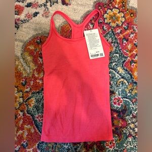 BRAND NEW Ebb to Street Tank Top Lululemon Size 2  (color lipstick)